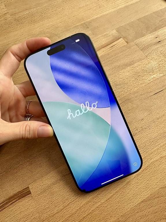 Apple Portables: iPhone 16 Pro Max 256 GB, battery 100% – D'occasion à Genève par naz_nhz6 1