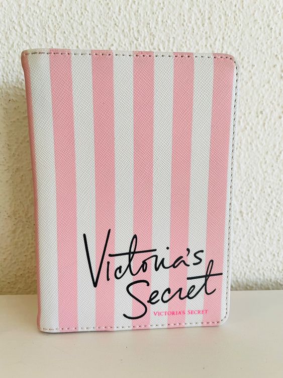 Victorias Secret Passport Case (Passhülle) Farbe Stripe NEU Kaufen auf Ricardo
