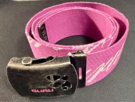 Ceinture GURU rose avec inscription, bon état