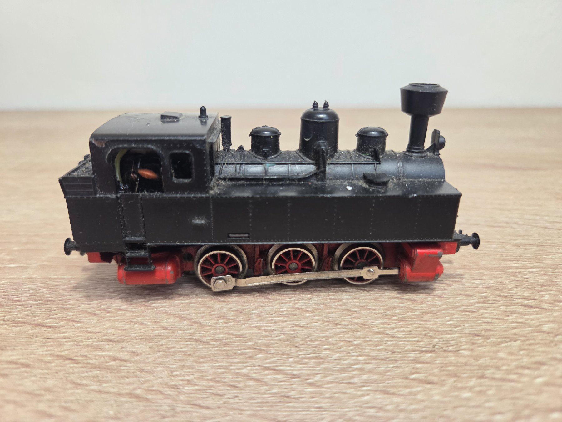 Märklin Modellini di ferrovie: Märklin Dampflok H0 – Usato da St-Aubin-Sauges venduto da Lo_Go 1