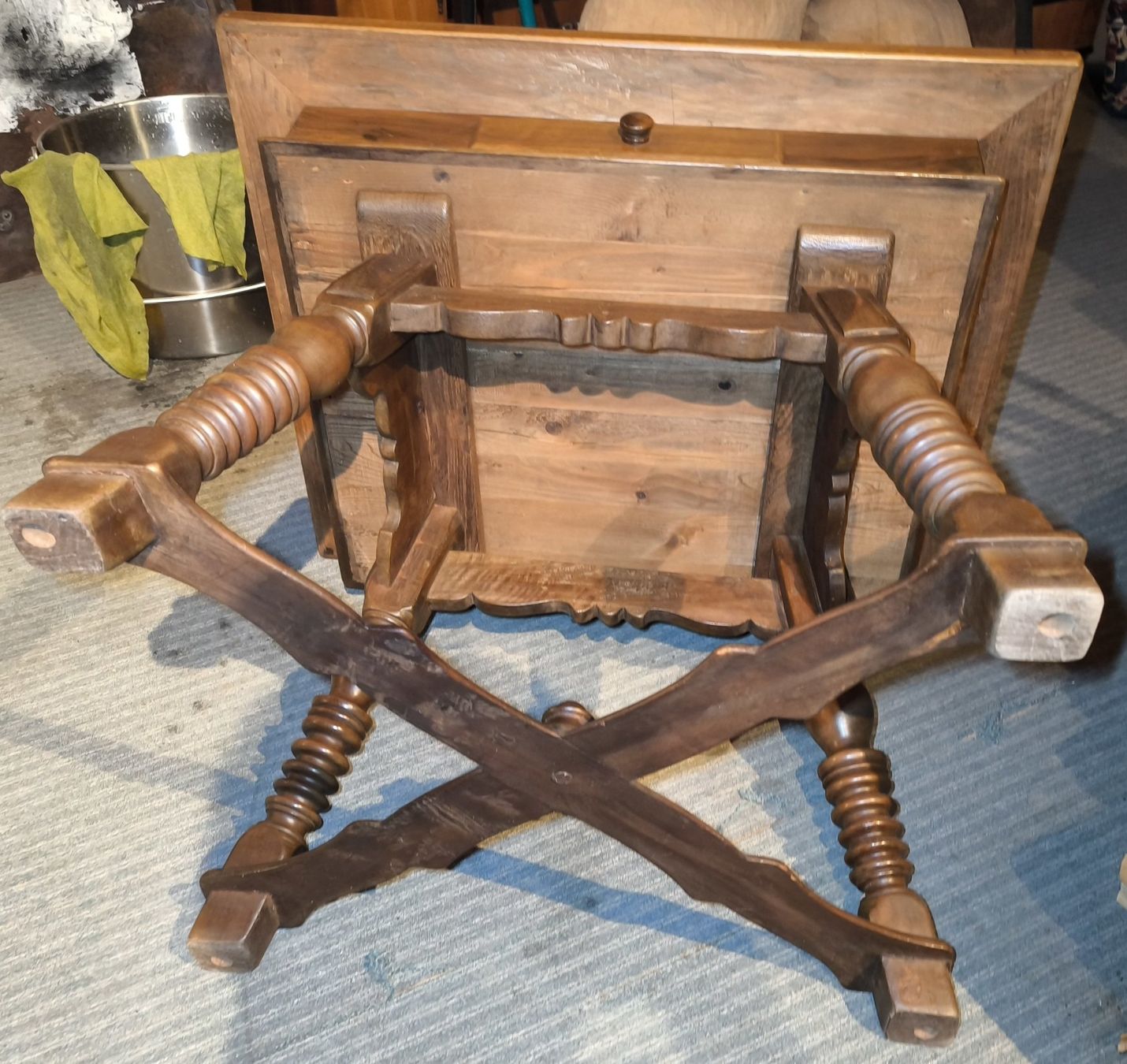 Tables: Antiker Tisch mit Schieferplatte ca. 1920 Ja. – D'occasion à Rorschacherberg par snOOpydOg11 9