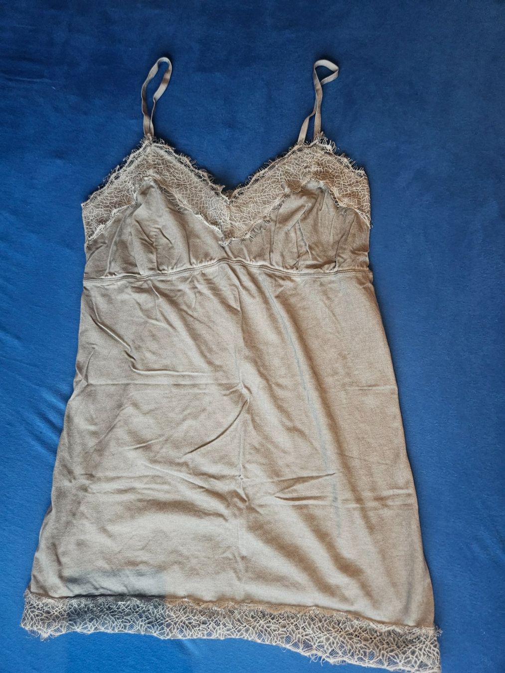 Nile Top: Nile spitzen Top – Usato da Aefligen venduto da Ninibe4