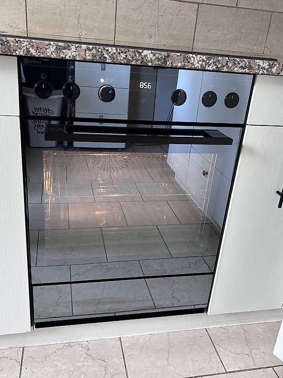 Electrolux Elettrodomestici da cucina: Backofen mit Herd – Usato da Münchenbuchsee venduto da Landis02