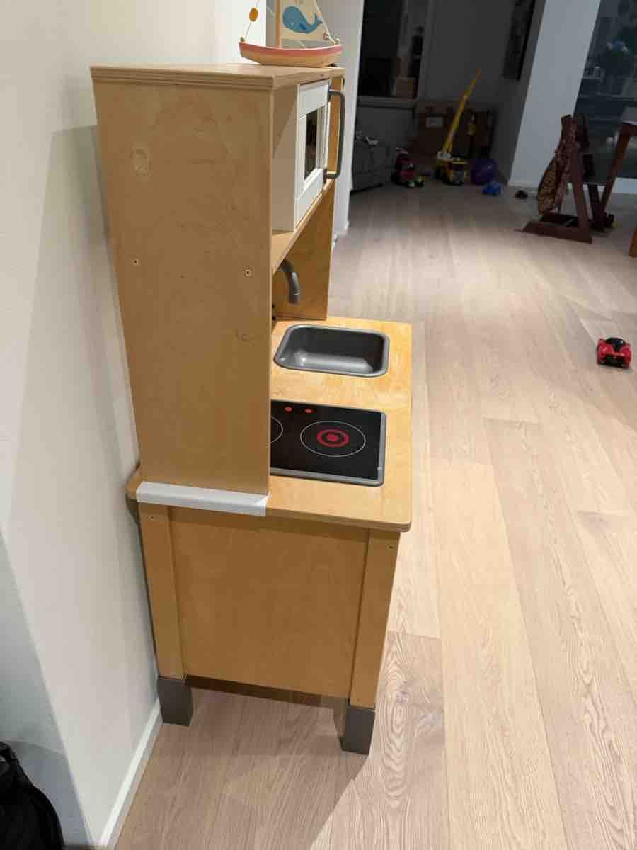 Ikea Spielzeuge: Ikea Spielküche aus Holz – Gebraucht aus Mönchaltorf von zoe.lua 2