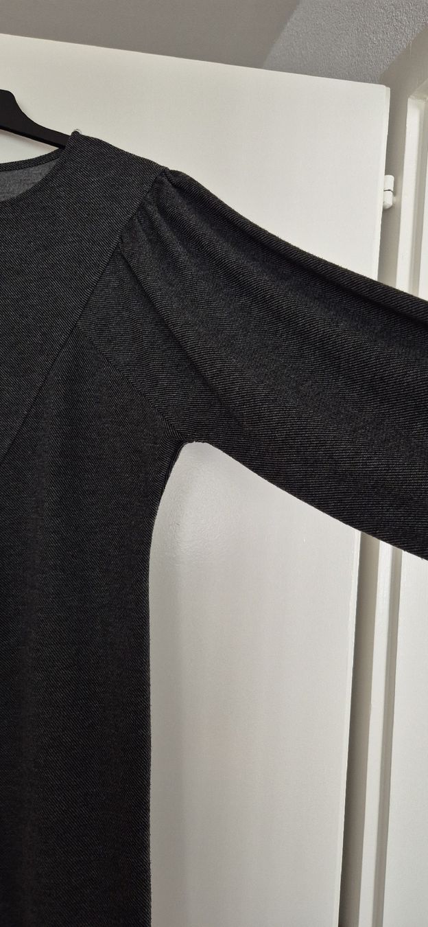 Mango Robes: Robe automne/d'hiver - MANGO – D'occasion à Le Locle par Arya4 1