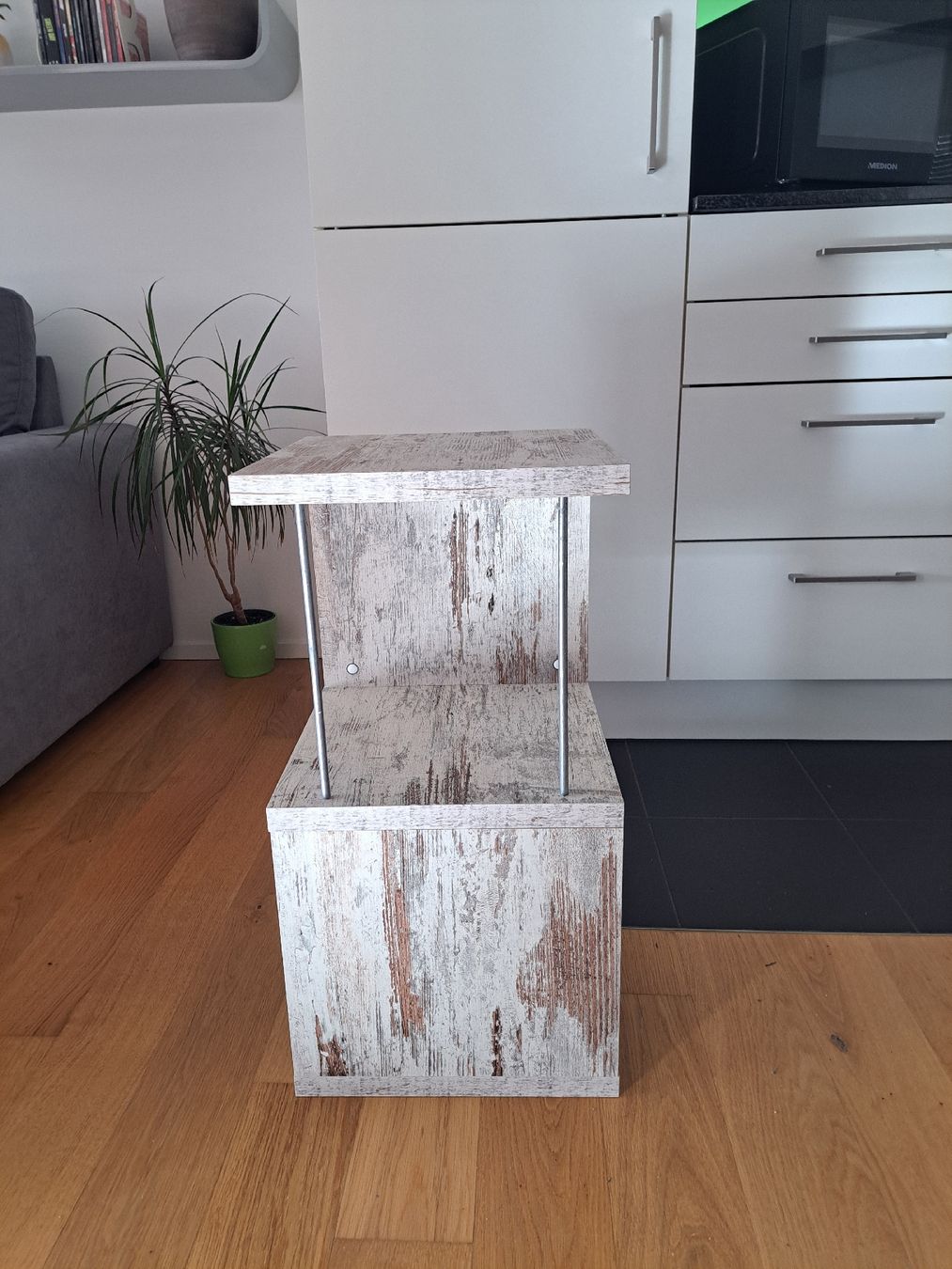 Comodini: Beistelltisch – Usato da Samstagern venduto da mel_ks7d 1