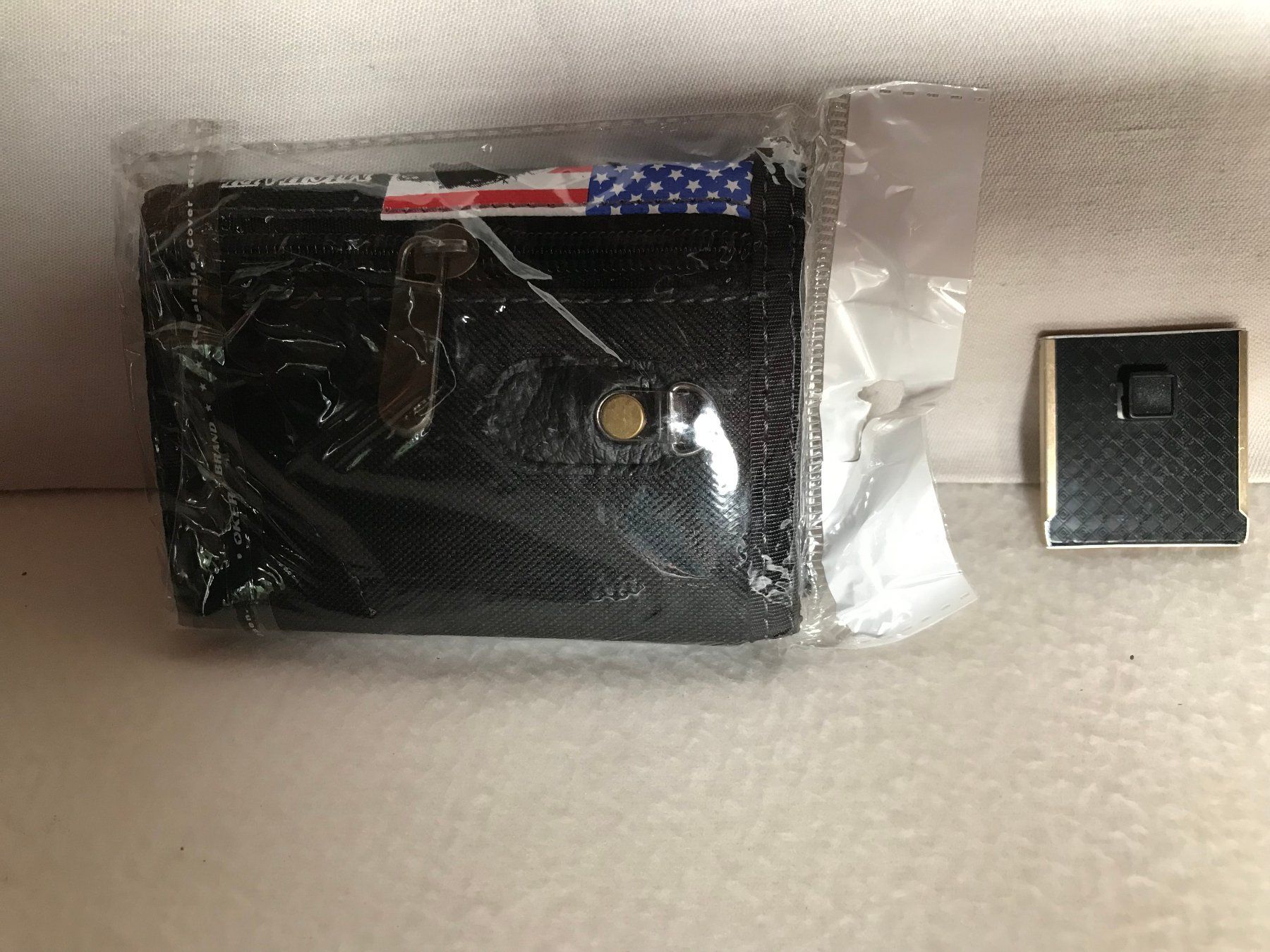 Portafogli: Porte-monnaie Michael Jackson et petit cadre – Usato da Ste-Croix venduto da mjmg 2