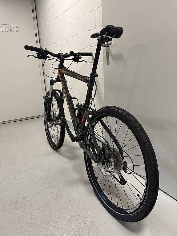 Biciclette: Mountainbike schwarz – Usato da Bassersdorf venduto da que_pq5r 2