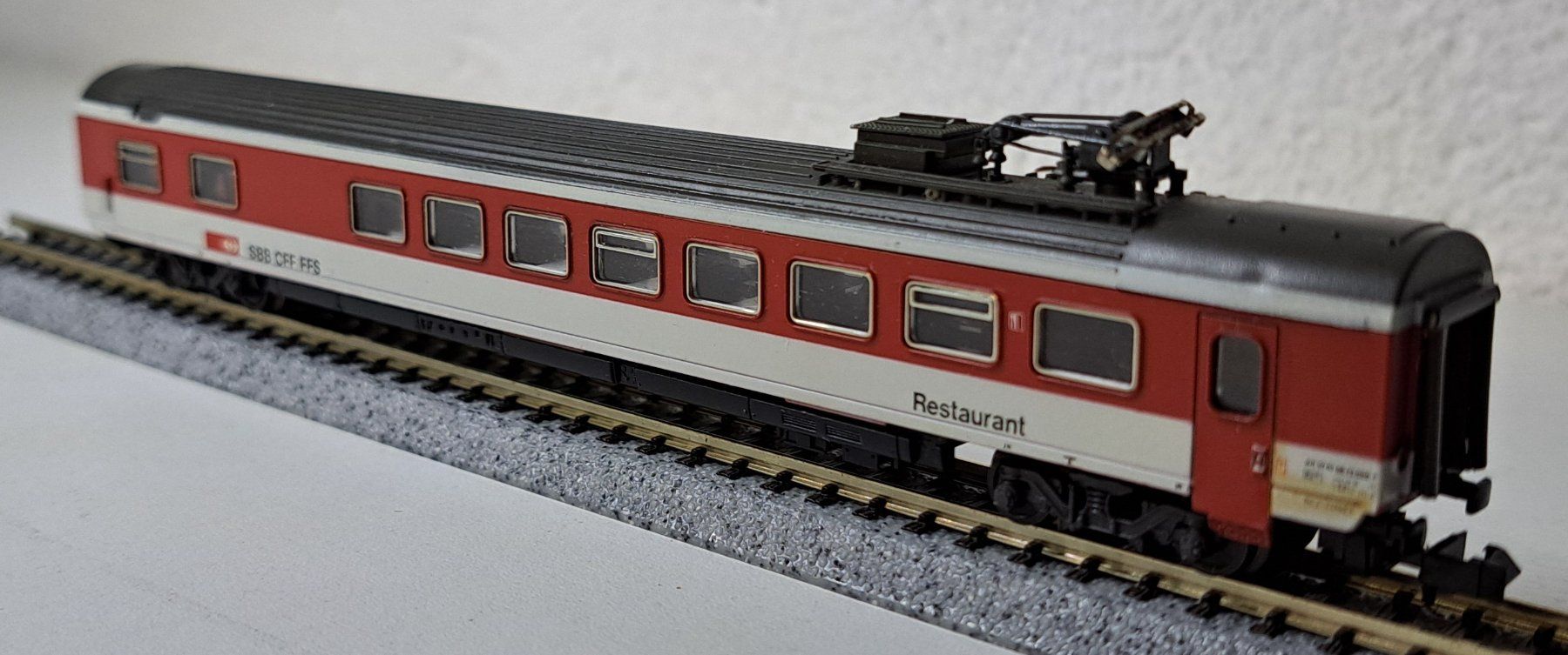 Roco Modellini di ferrovie: SBB CFF FFS Restaurantwagen Roco Spur N – Usato da Salez venduto da rhb-spur-n 1