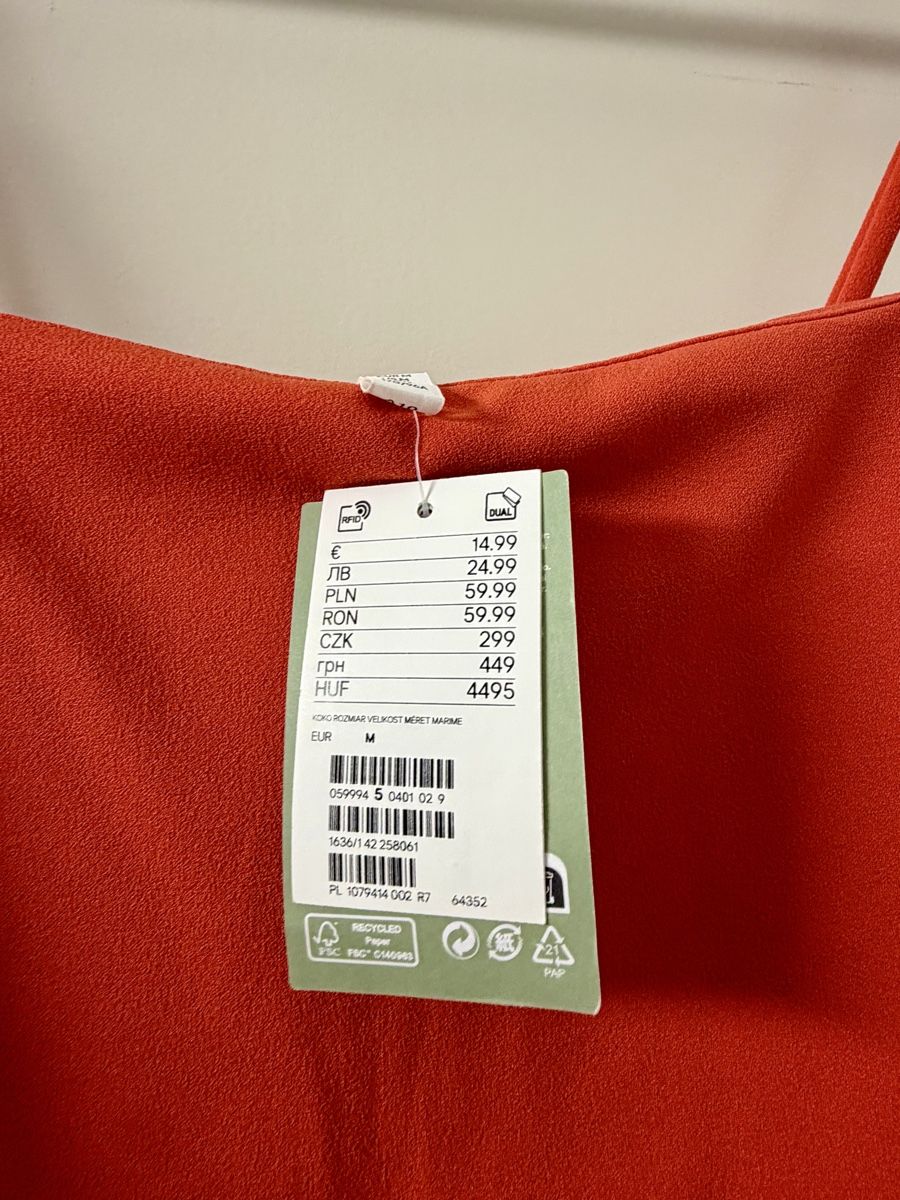 H&M Kleider: H&M orange mini dress - Medium – Neu und originalverpackt aus Fribourg von spy_67zb 4