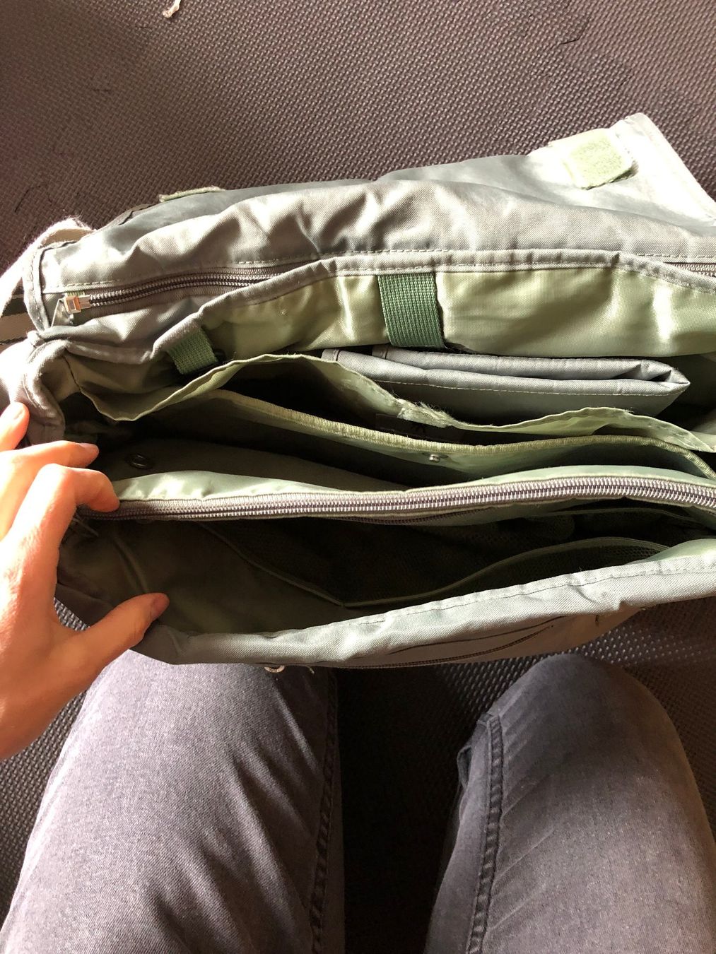 Lässig Taschen: grüne Wickeltasche von Lässig – Gebraucht aus Sirnach von Lenes 1