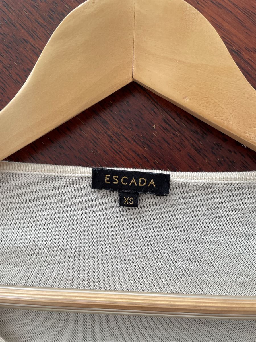 Escada Maglioni & Felpe: Pull Escada blanche (taille-XS) – Nuovo (secondo la descrizione) da Genève venduto da iry_67wr 1
