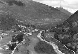Compravasco e Acquarossa (TI) Panorama della Valle Blenio G
