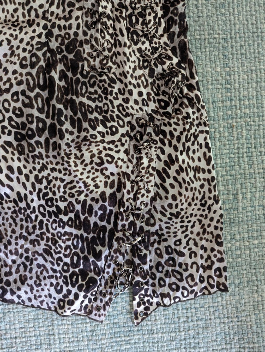 Guess Kleider: Kleid Leoprint Marke Guess, Gr. S, Neu – Neu (gemäss Beschreibung) aus Chur von Ronja777 4
