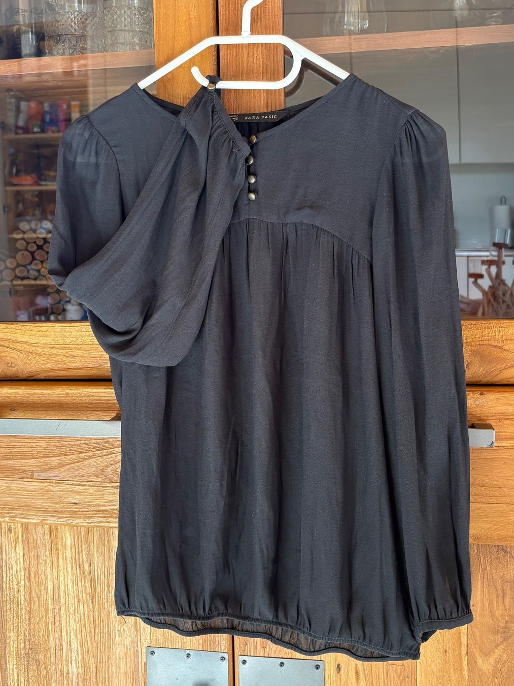 Zara Camicette: Bluse/Tunika leicht transparent mit Knöpfen,ZARA Basic,Gr.34 – Usato da Siblingen venduto da Vany_McDougall 7