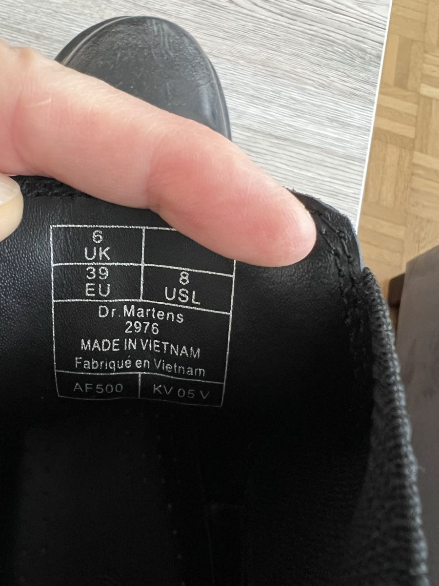 Dr. Martens Damenschuhe: Boots Dr. Martens – Gebraucht aus Bülach von Isles 2