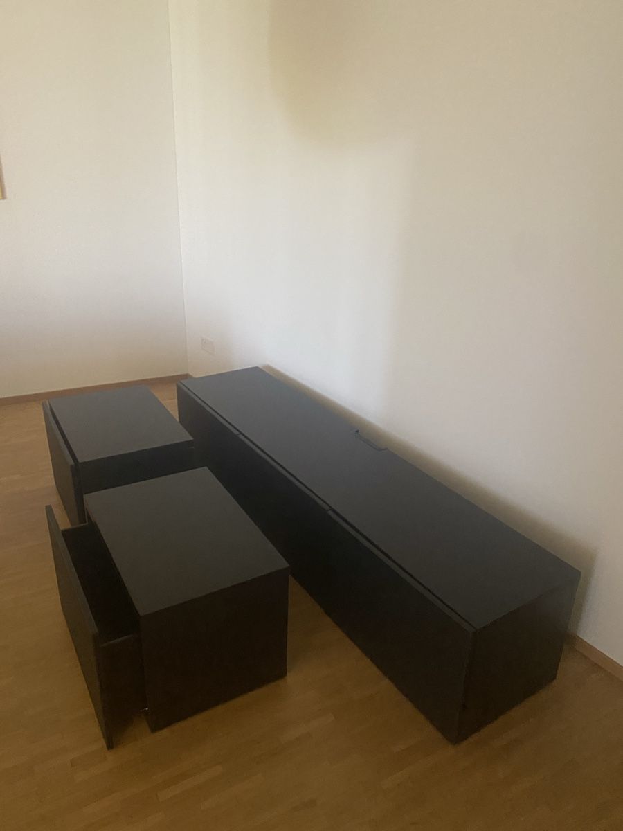 Ikea Meubles TV: Ikea Besta TV NP 392CHF – D'occasion à Kriens par cna_56xl 2