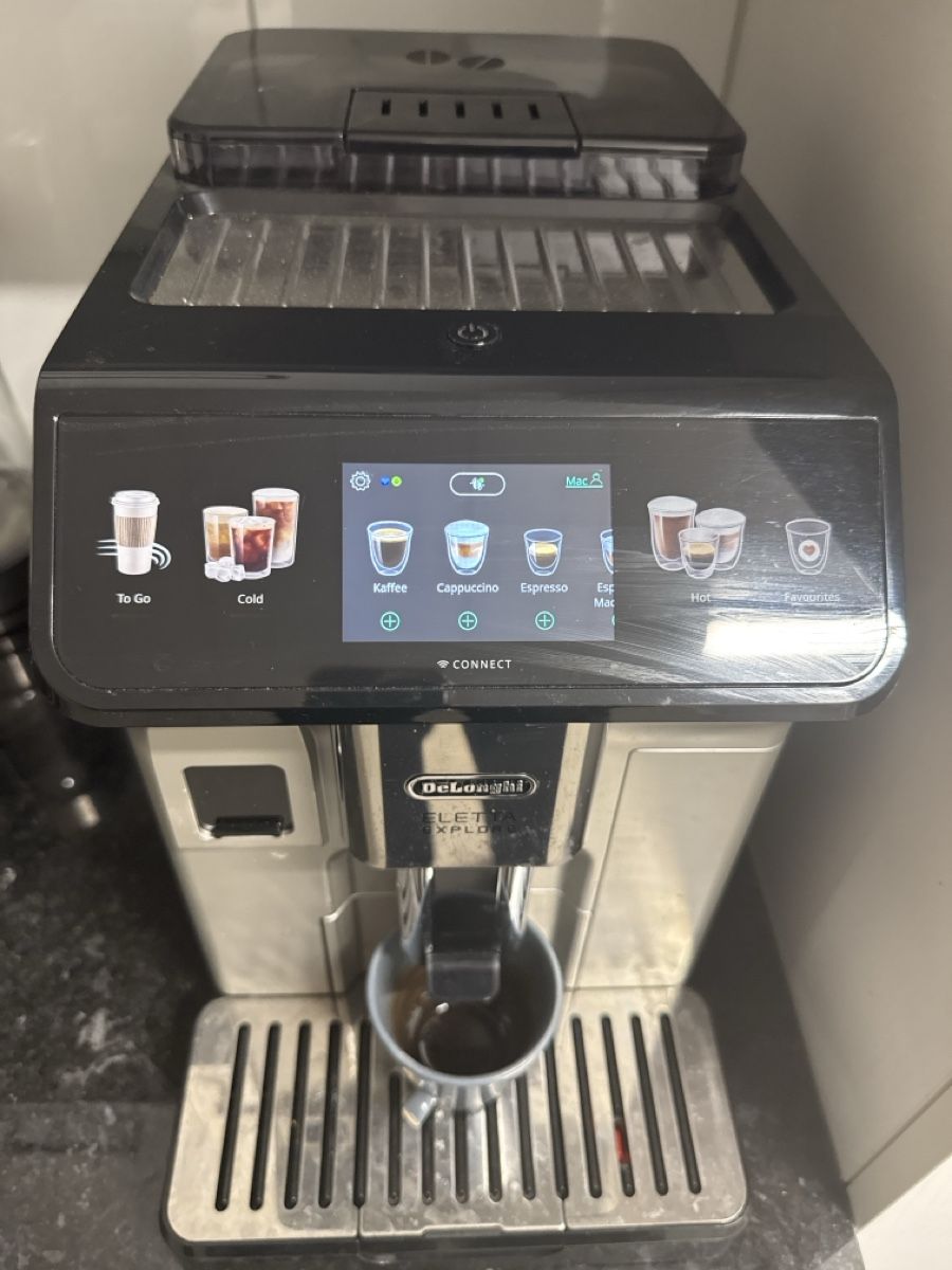 De'Longhi Machines à café & Machines à expresso: Kaffeevollautomat DeLonghi – D'occasion à St.Gallen par Kroelli76