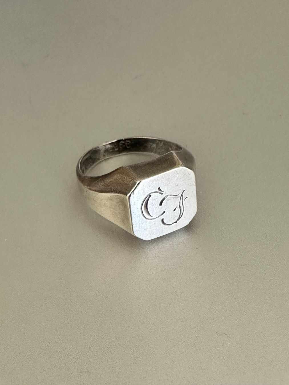 Anelli: antiker 835 Silber Siegelring – Usato da Onex venduto da Antiqueshow