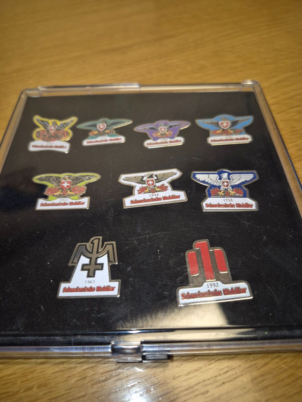 Placchette & Badge: Pin Set Schweizerische Mobiliar – Usato da Buttikon SZ venduto da sefa02 2