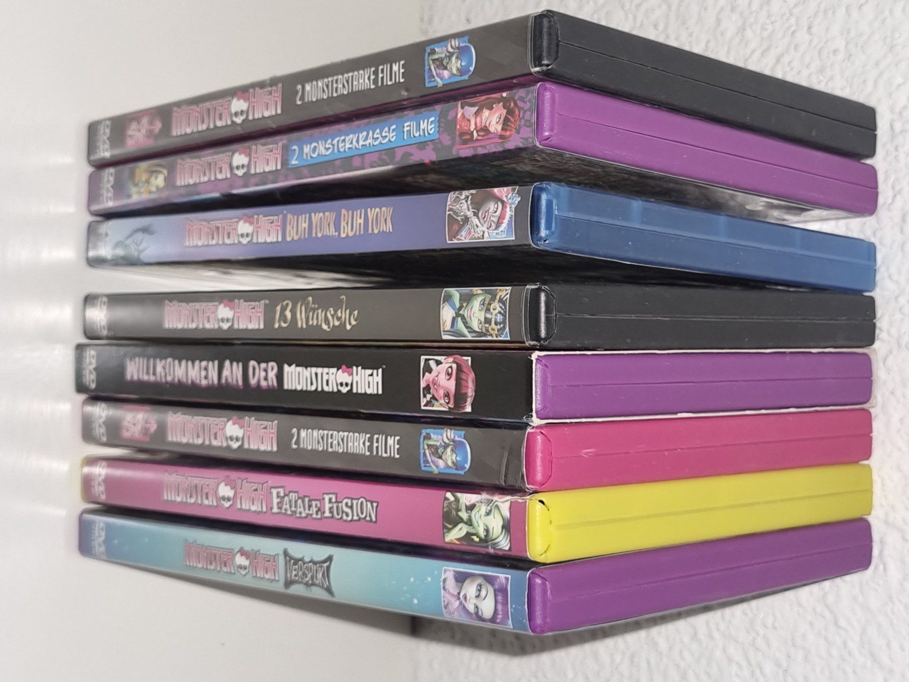 Tutti i DVDs: DVD-Sammlung Monster High – Usato da Ehrendingen venduto da Thomas_2 4
