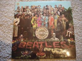 BEATLES LP  "ST. PEPPERS LONELY HEARTS CLUB BAND"  1967