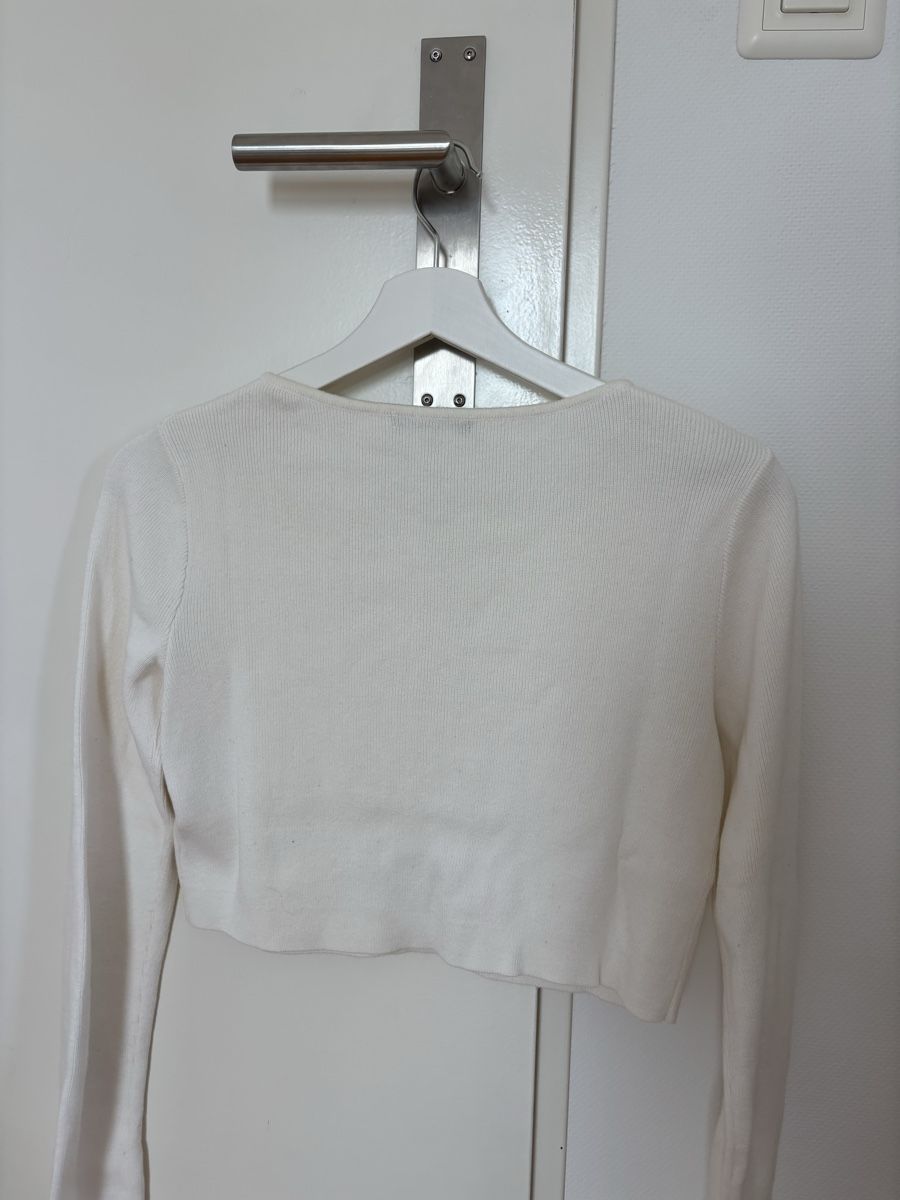 Brandy Melville Maglioni & Felpe: Cardigan von Brandy Melville – Nuovo (secondo la descrizione) da Müllheim Dorf venduto da Lavwy 1