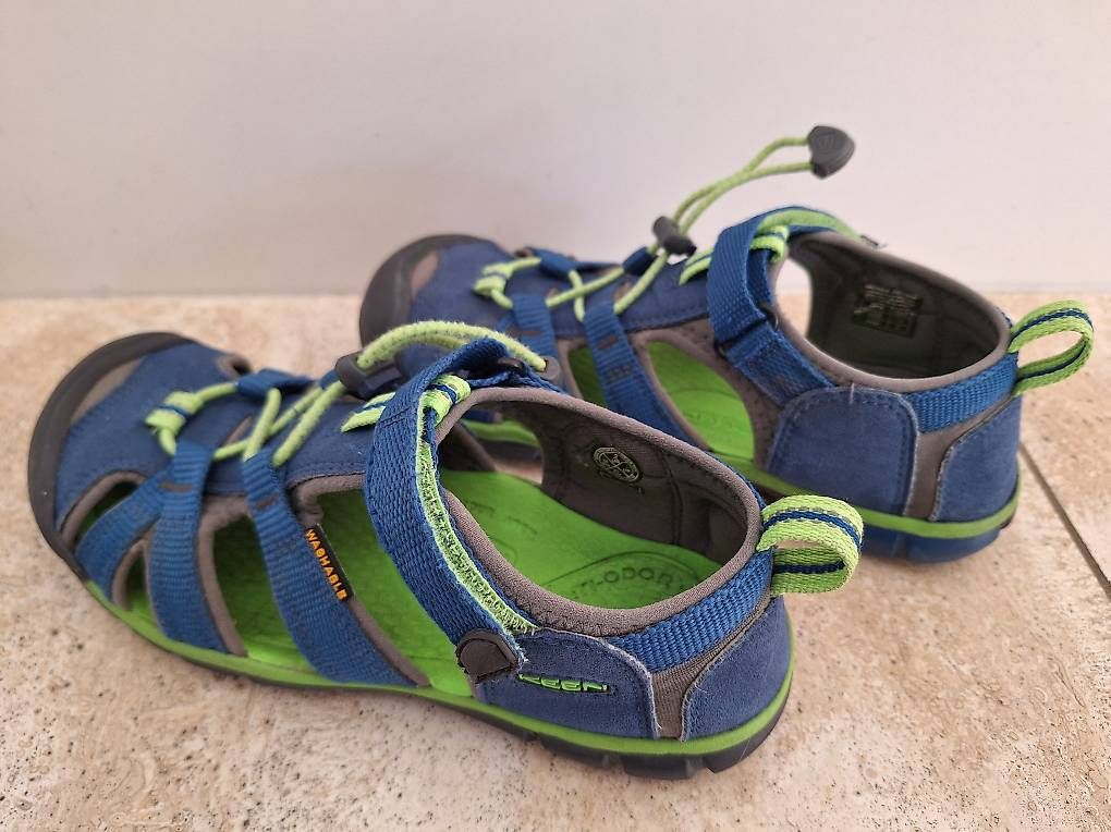 Scarpe per ragazzi: Keen Trekkingsandalen Gr. 34 – Usato da Chur venduto da weinher