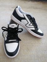 VANS COMFY CUSH NOIR ET BLANC 38.5