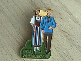 Pin Berner Werktagstracht