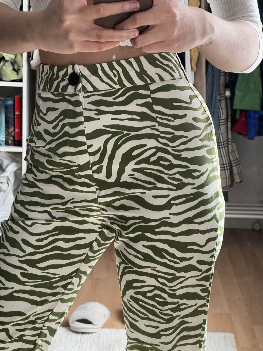 Shein Hosen: Zebra Print Pants – Gebraucht aus St. Gallen von trxcy 2