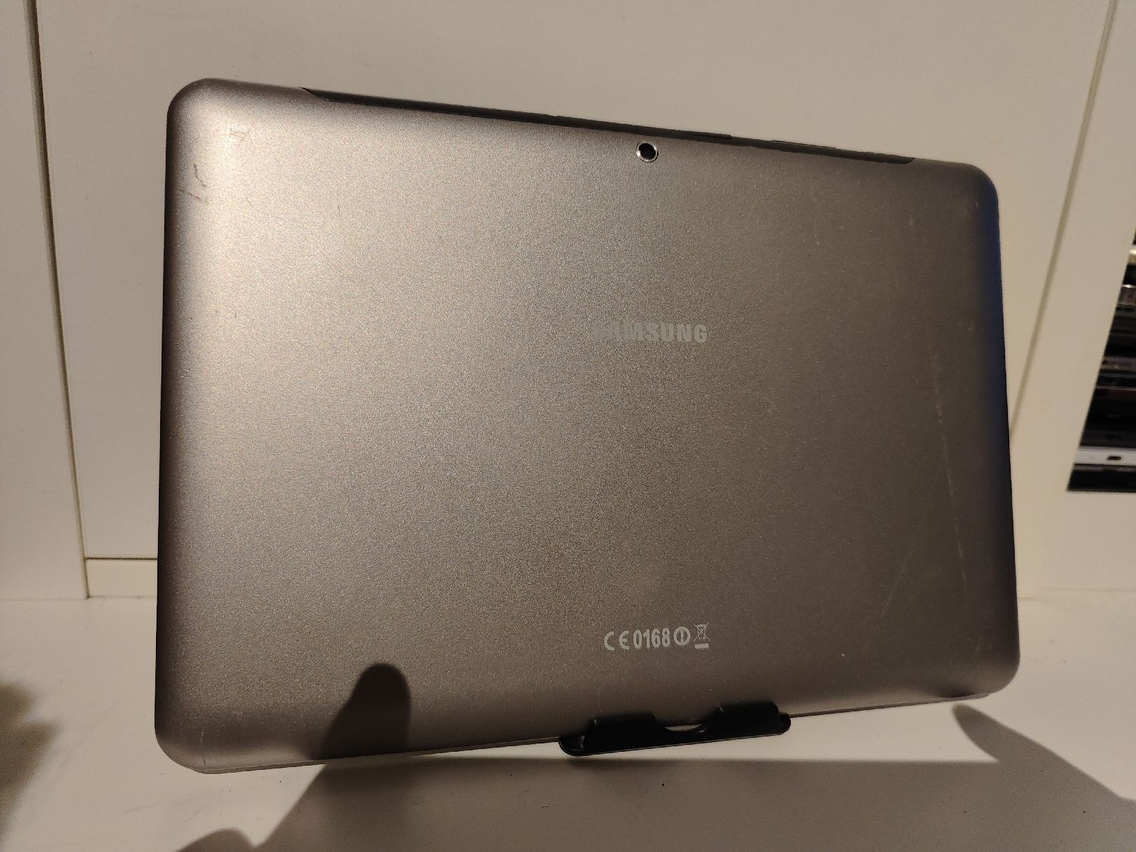 Samsung Tablet PC: Samsung Tablet TAB 2 – Difettoso da La Tour de Peilz venduto da Dejobokin 1