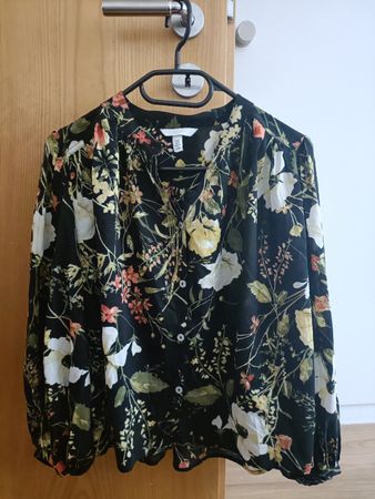 Schicke H&M Bluse mit Blumenmuster, Gr. XS, neuwertig! 