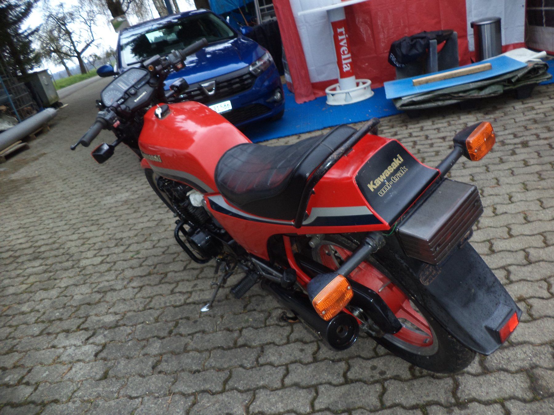Kawasaki Strasse: Kawasaki GPZ 550H 1982 – Defekt aus Oetwil am See von Avenger07 4
