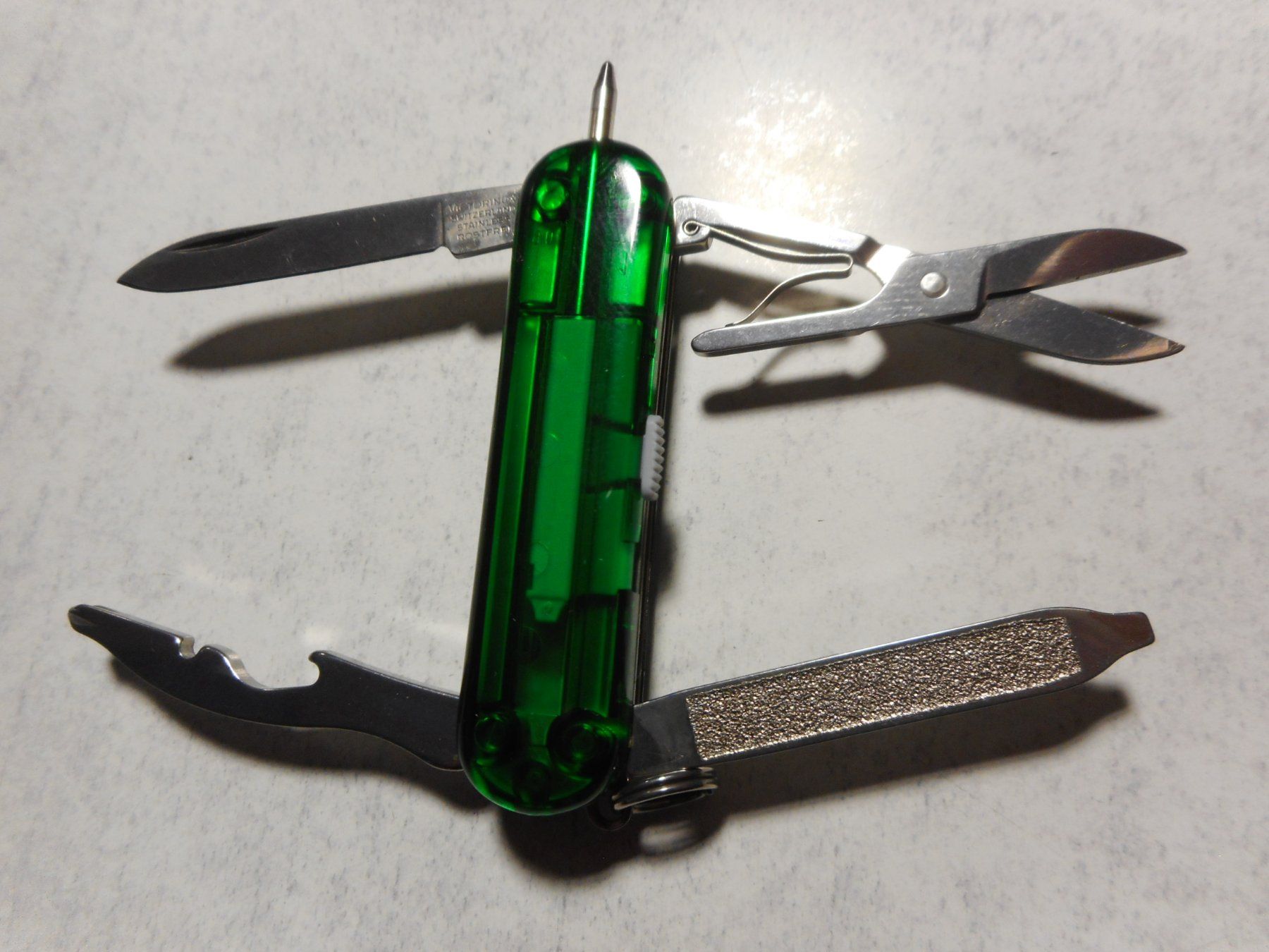 Victorinox Coltelli tascabile: Victorinox  Midnite/Manager 0.6366.T4 - Smaragd – Nuovo e nell'imballaggio originale da Rotkreuz venduto da Hubbil 2