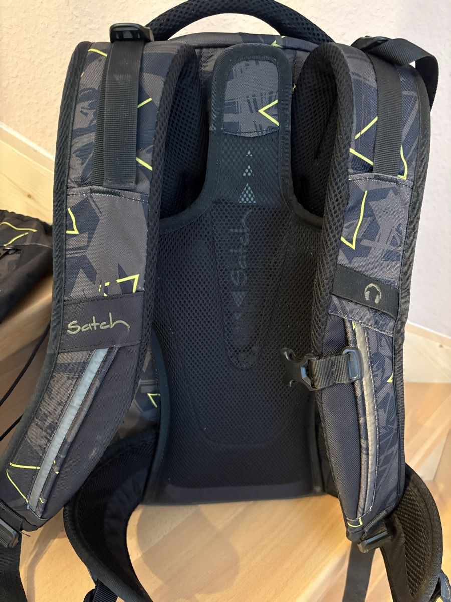 Satch Zaini: Satch Pack Schulrucksack gebraucht gut – Usato da Solothurn venduto da KariBa82 4