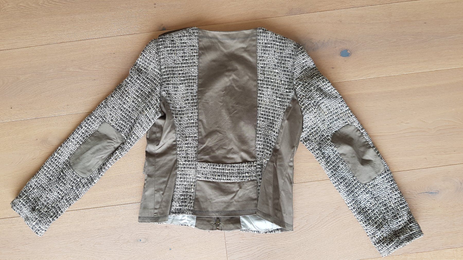 Comma Jacken: Comma Jacke Gr. 38 Bouclet gefüttert – Gebraucht aus Rapperswil SG von Mucki08 3