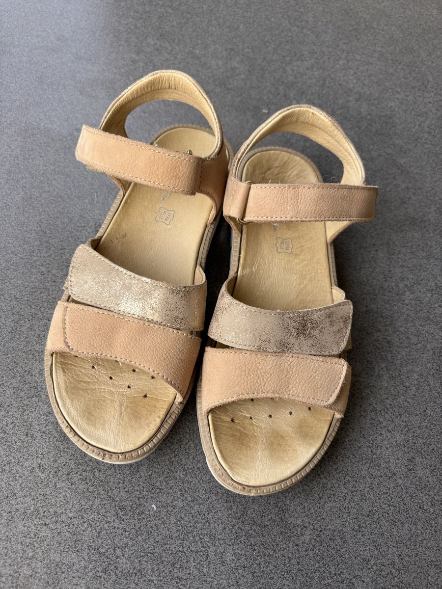 Primigi Scarpe per ragazze: Sandale Primigi Gr. 36 – Usato da Bassersdorf venduto da montakar