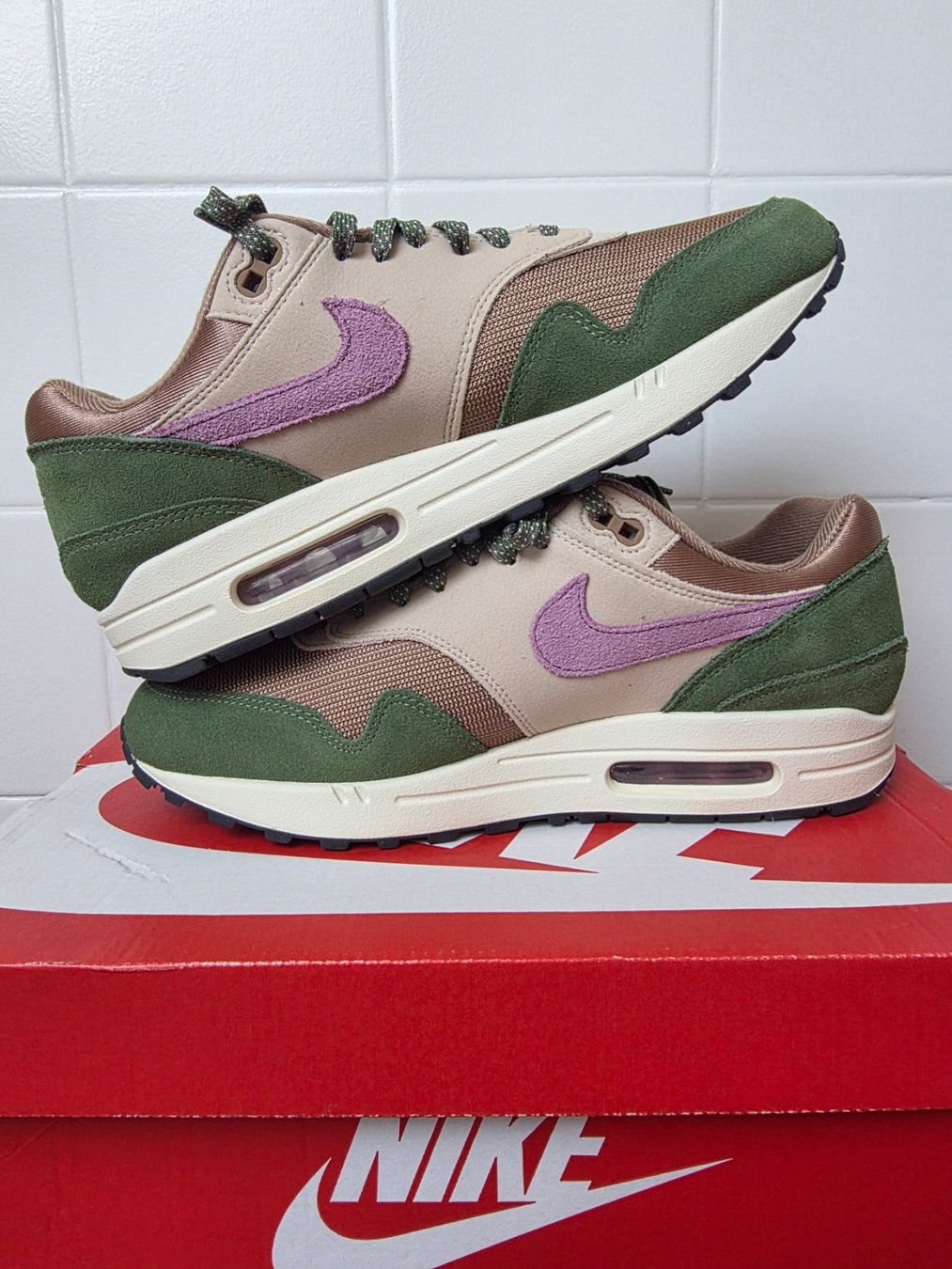 Nike Scarpe da uomo: Nike Air Max 1 – Nuovo e nell'imballaggio originale da Fleurier venduto da dav_xx8y 1