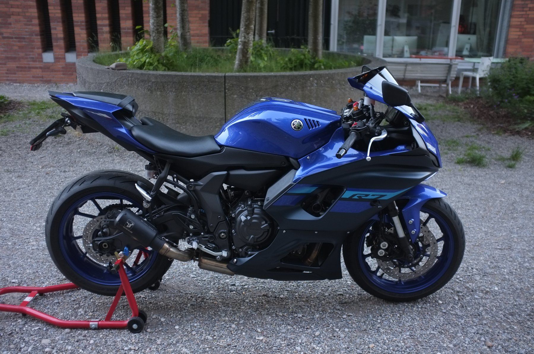 Yamaha Strada: Yamaha YZF-R7 - 2025 - 35kw – Usato da Zürich venduto da jam_2lrx 2