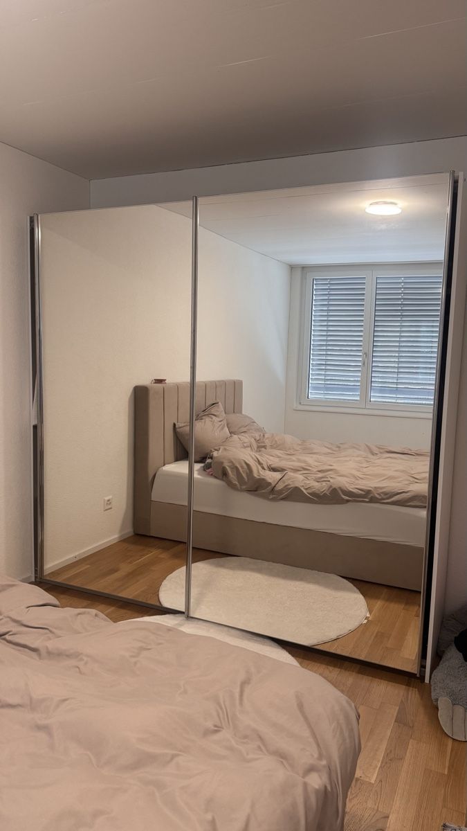 Armadi: Kleiderschrank  – Nuovo (secondo la descrizione) da Münchenstein venduto da fionah