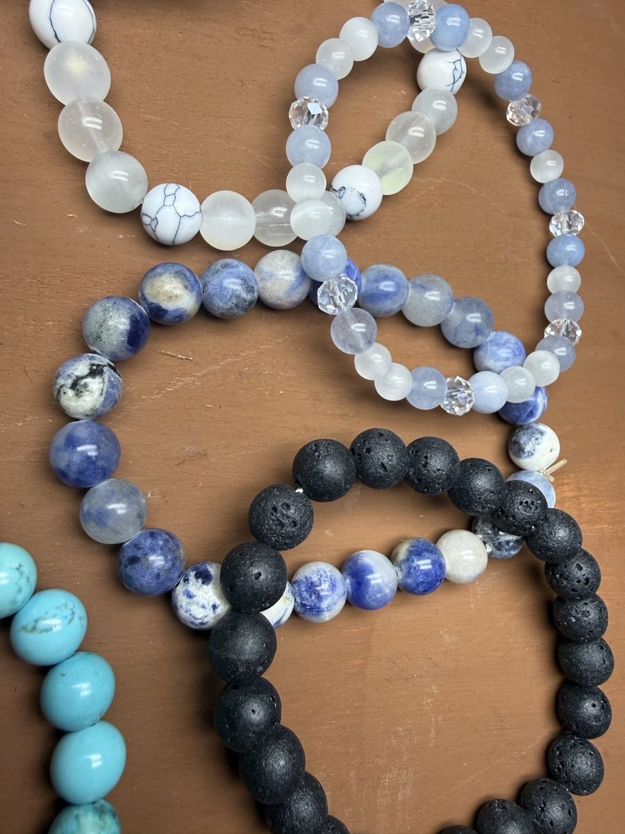 Armbänder & -reifen: Stretch Bracelets Gemstone Assortment Set of 9 pcs – Neu und originalverpackt aus Wald ZH von Carloiten 3