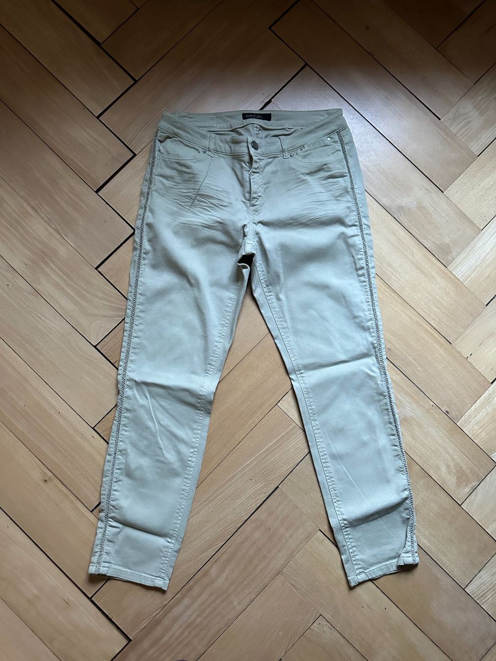 Marc Cain Jeans: MARC CAIN - Jeans beige 40 – Gebraucht aus Zürich von Diazaio