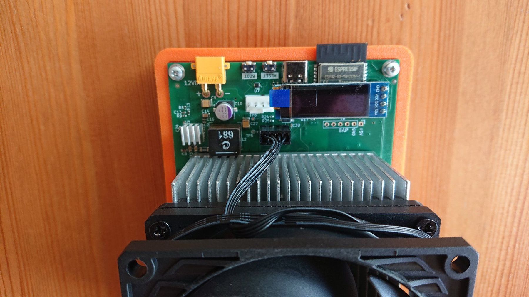 Bitaxe Hex Bitcoin Miner (Gebraucht) in Wilderswil für CHF 260 – mit  Lieferung auf Ricardo kaufen