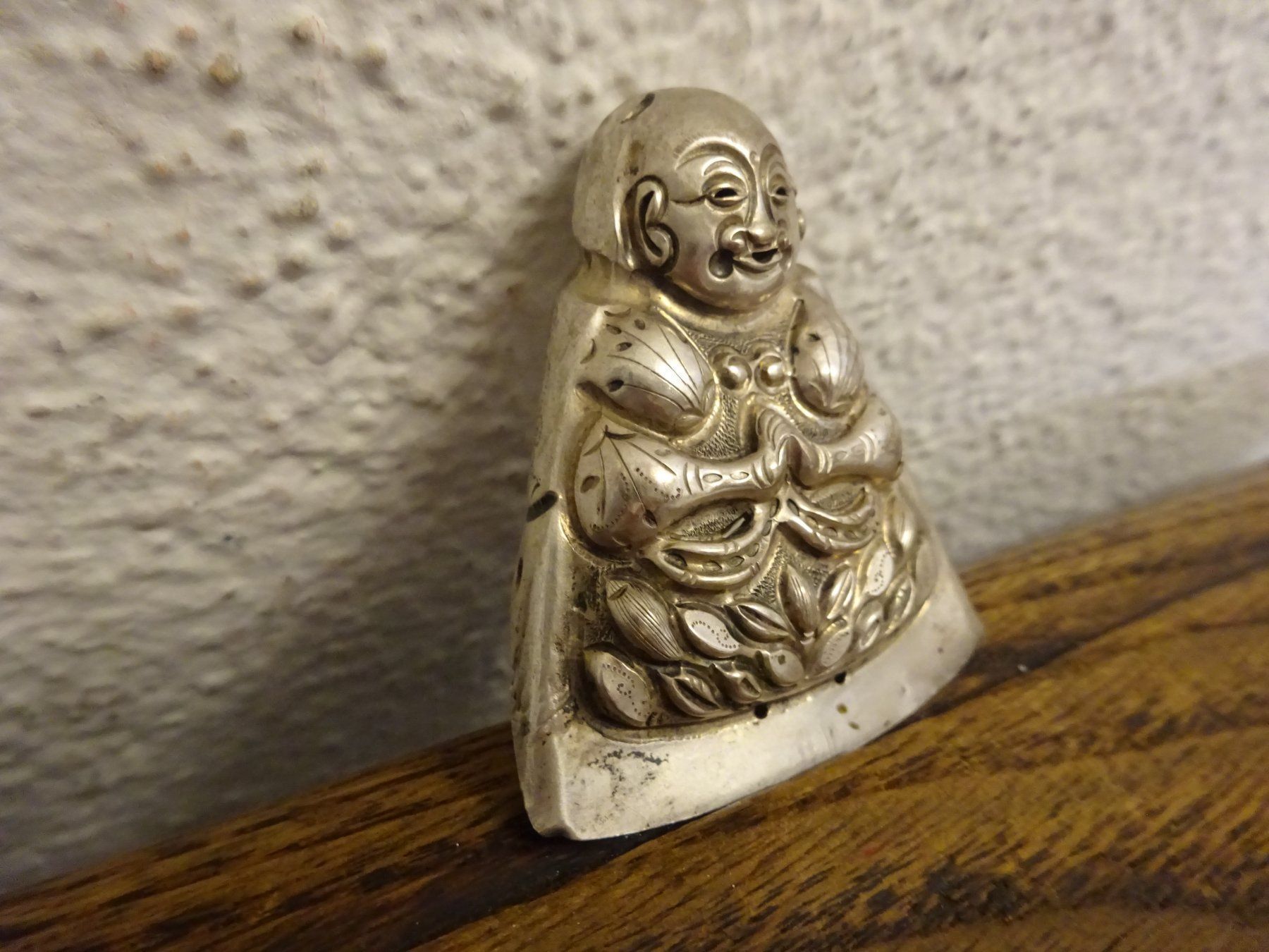 Sculture & Statue: Antiker Buddah Silberblech China – Usato da Oetwil am See venduto da Golfsud 1