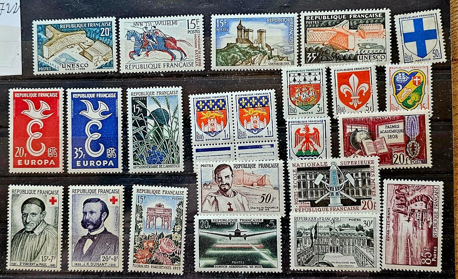 Tous les timbres: FRANCE anciens  neufs ** – Neuf (Voir description) à Les Valettes par Nuba1