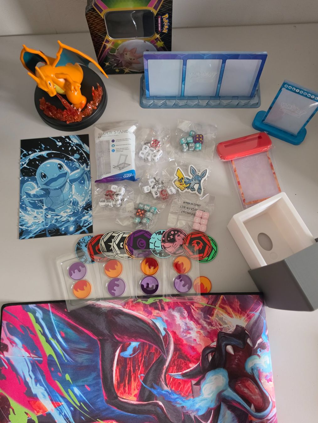 Pokémon Sammelbilder & Trading cards: Pokemon Karten Zubehör Sammlung - NEU - Charizard – Neu (gemäss Beschreibung) aus Birr von DisDas 1