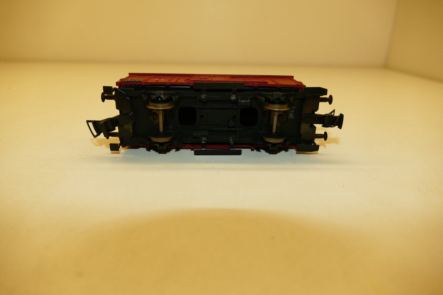 Fleischmann Modelleisenbahnen: Fleischmann H0: DB gedeckter Güterwagen G10 – Gebraucht aus Niederhasli von rail-duerst 6