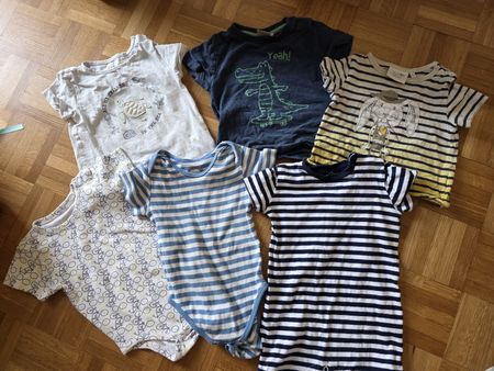 Sommer Baby Kleider Shirts Kurzarm Bodies Gr 74