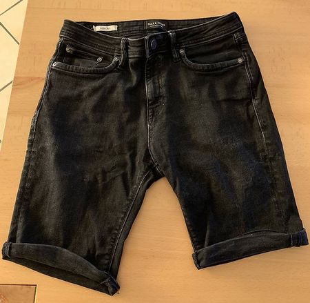 kurze schwarz Jeanshose Gr. S